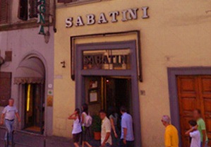 サバティーニ本店 入口